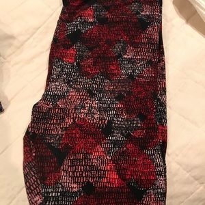 Valentines Day/ Hearts LuLaRoe Leggings